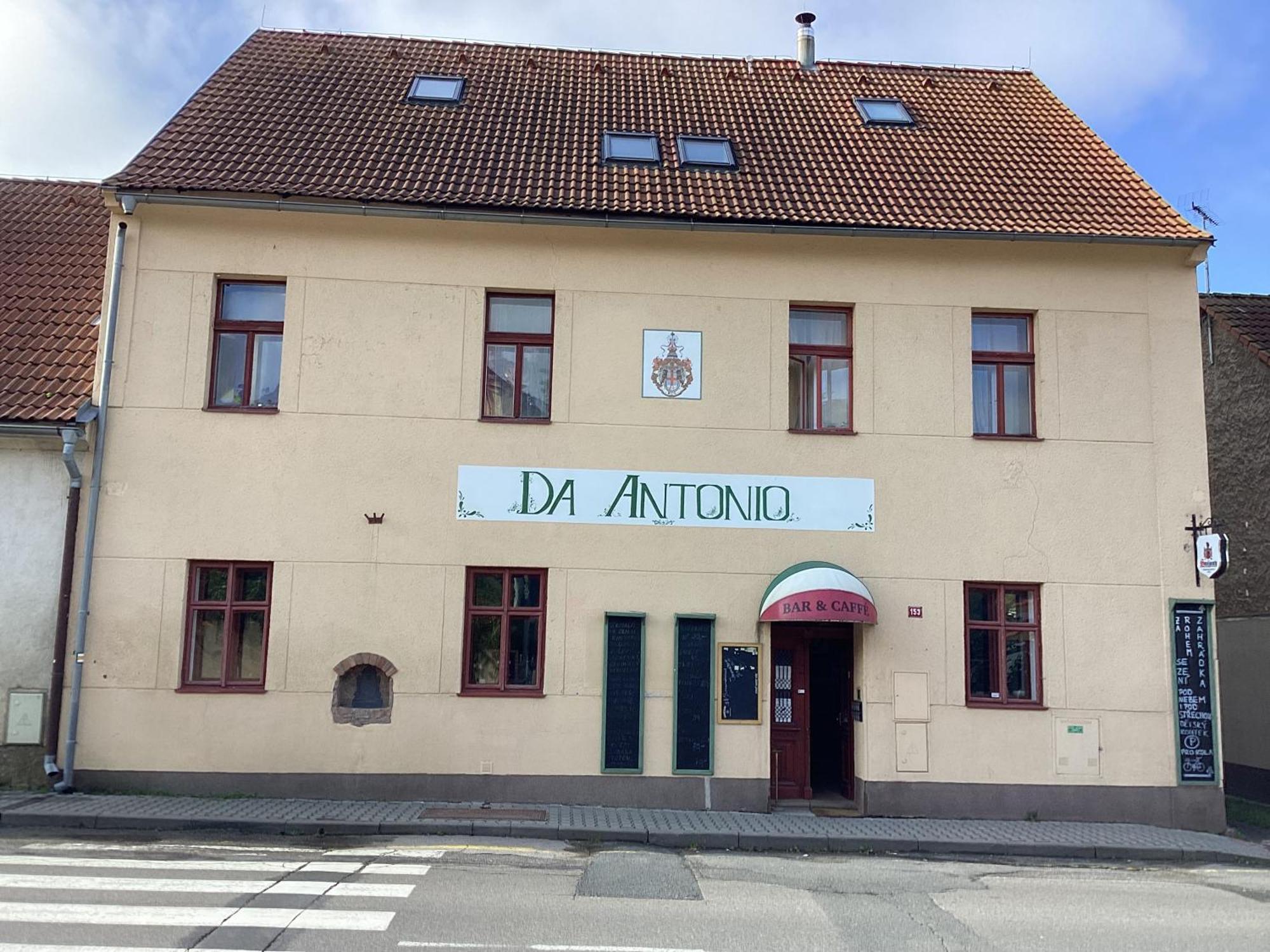 Antonio Residence Škvorec Kültér fotó